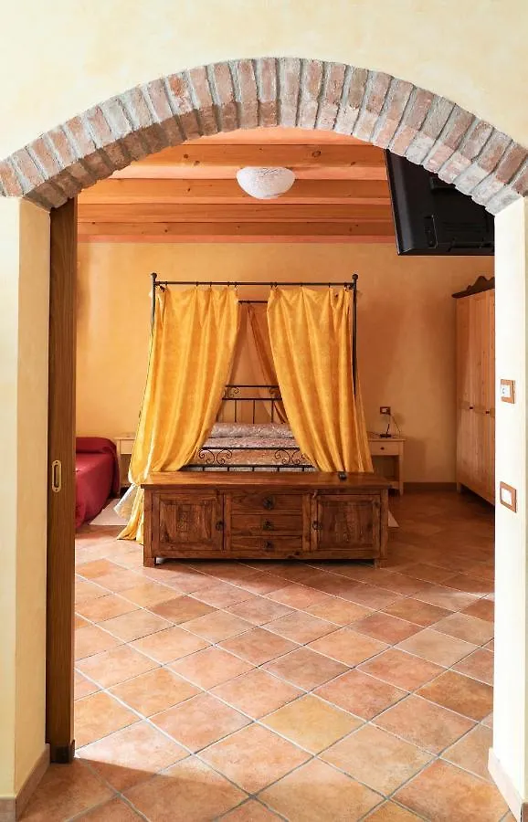 Agriturismo Le Tese Guest House Cola קולה