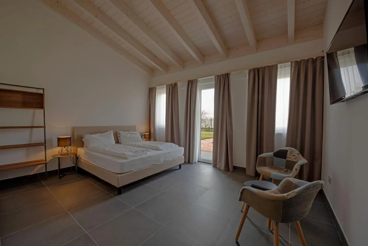 Agriturismo Le Tese Guest House Cola איטליה