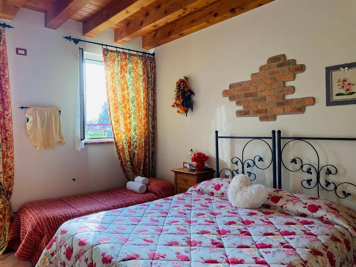 Agriturismo Le Tese Guest House Cola בית כפרי קולה