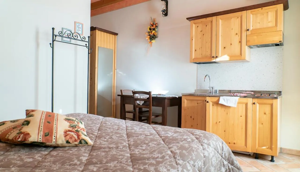 Agriturismo Le Tese Guest House Cola 0*, קולה