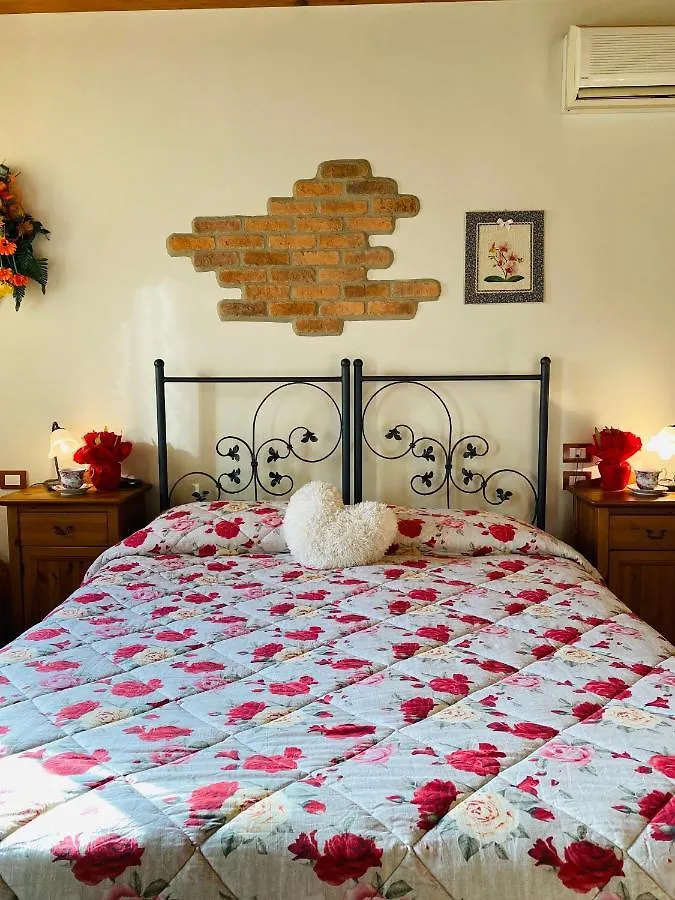 Agriturismo Le Tese Guest House Cola בית כפרי קולה