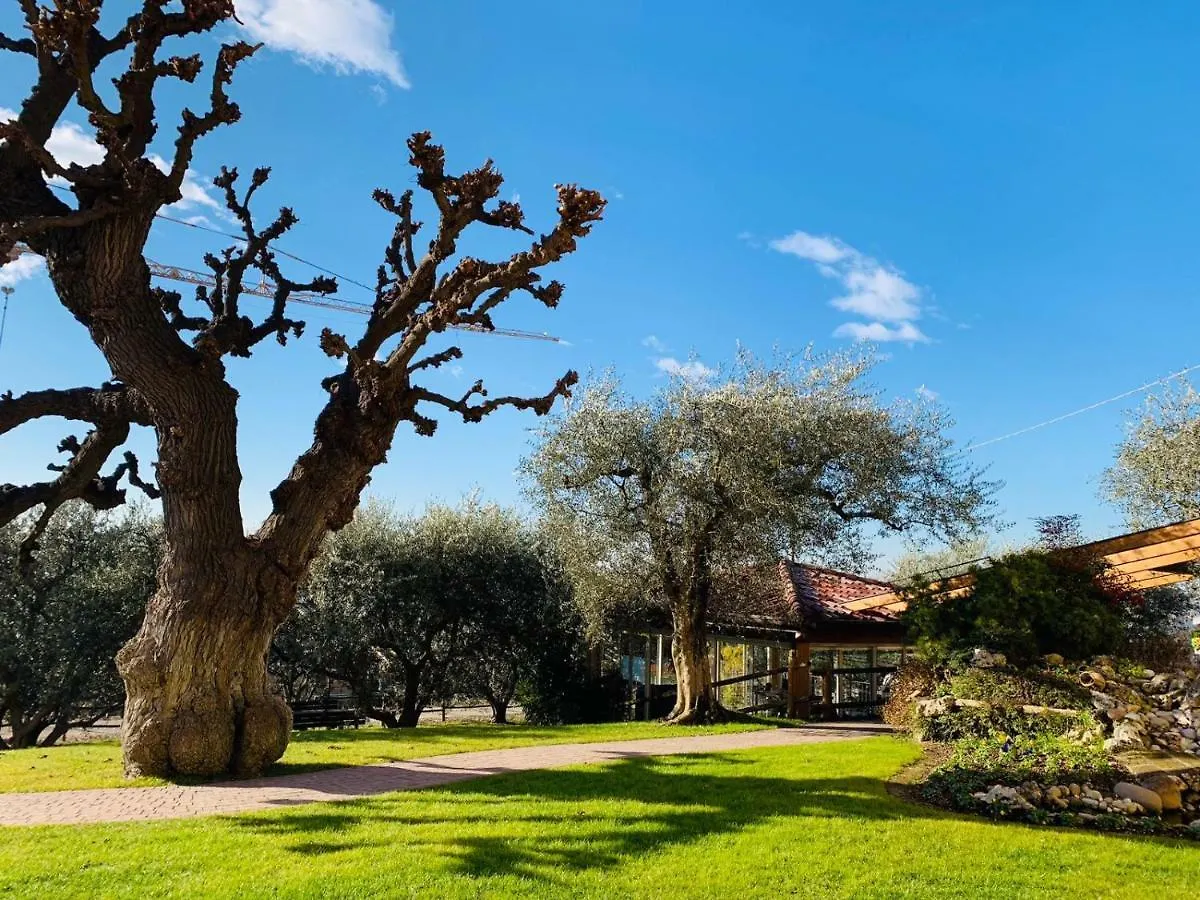 Agriturismo Le Tese Cola  Country house Cola (Verona)